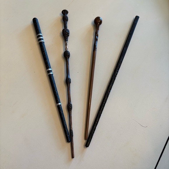 Harry Potter Wand Set - Dumbledore, Lupin, Sirius Black, and Death Eater - Picture 4 of 10